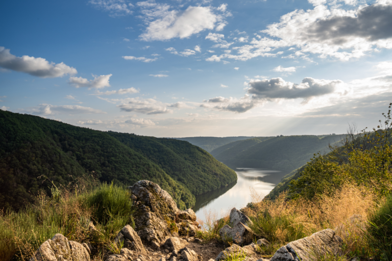 Découvrir les environs apidae paysage (2000 x 1500 px) (2000 x 1334 px) (1)