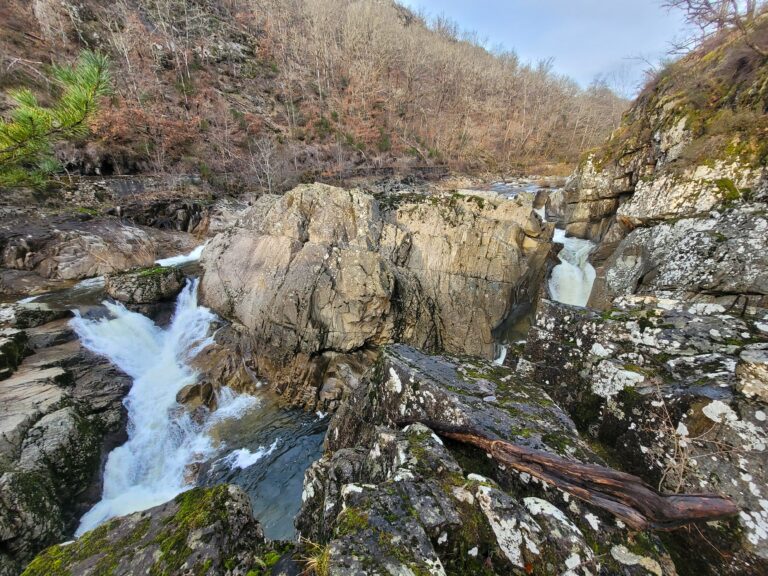 Découvrir les environs saut de la saule destination sumène artense (4)